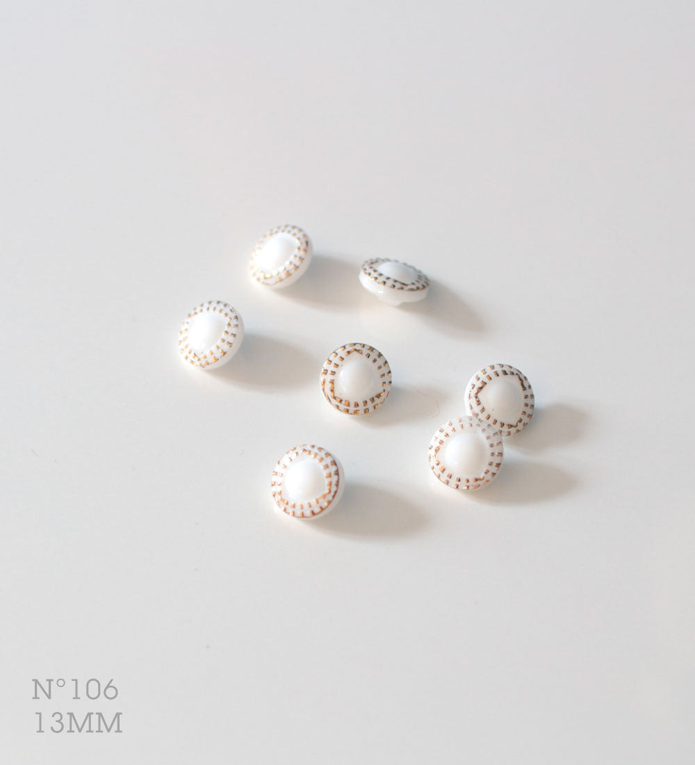Bouton n°106, texture mate