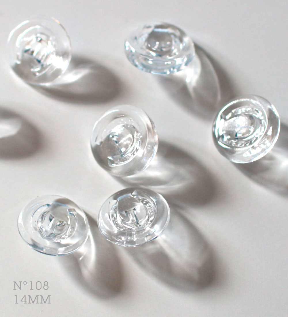 Bouton n°108, aspect rustique
