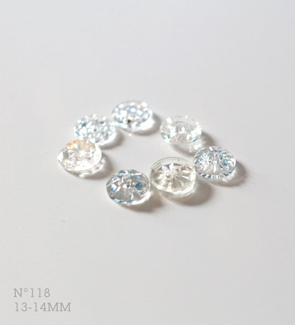 Bouton n°118, style classique