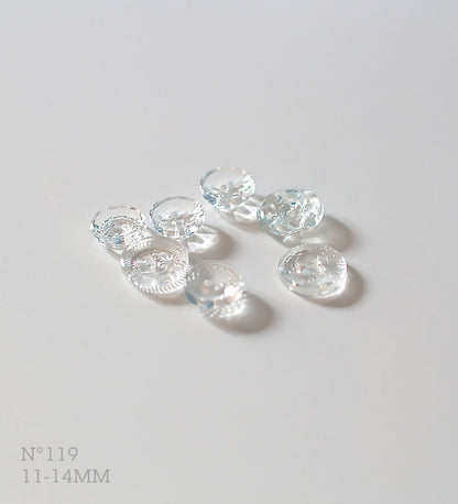 No.119_ 7 boutons vintages variés en verre transparent 11-14 mm