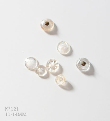 Bouton n°121, aspect nacré