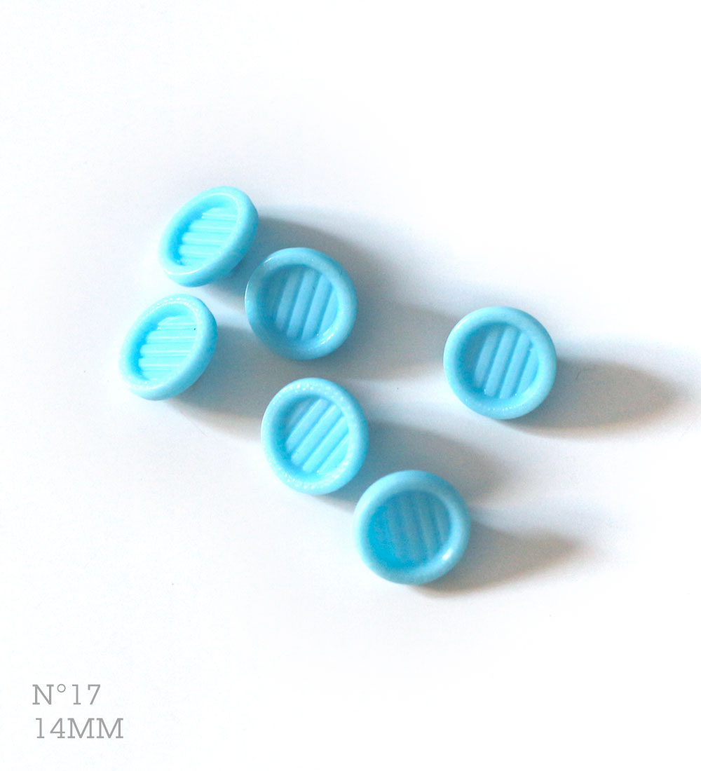 No.17 | Boutons identiques vintages en verre, bleu claire 14 mm | Lot de 6