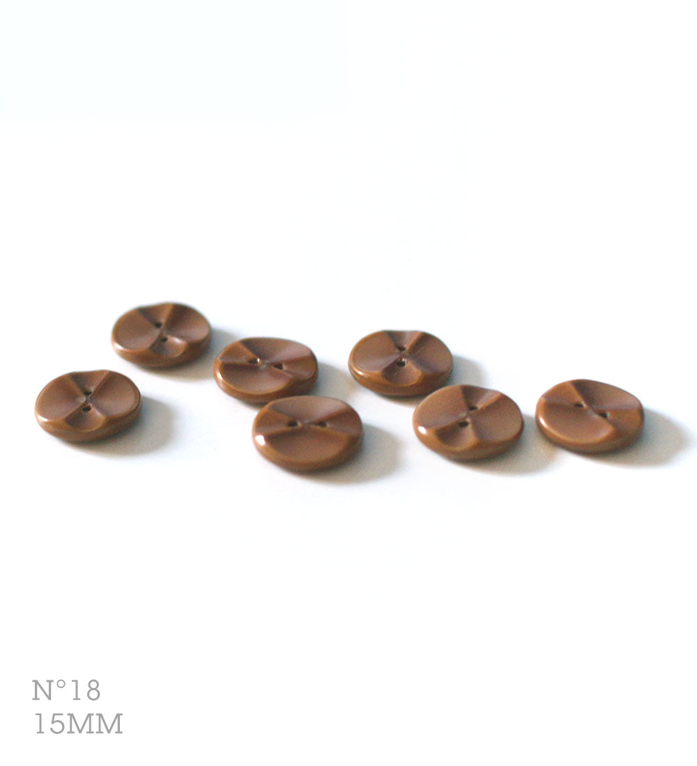No.18 | ヴィンテージセルロイド同型ボタン（裏面メタル・ブラウン） 15mm | 7個セット