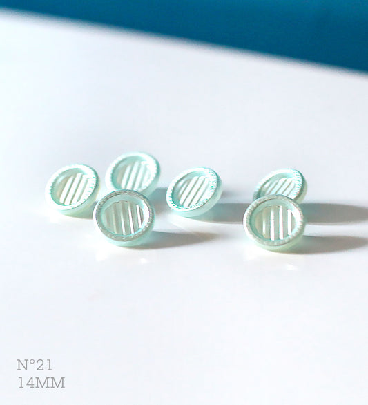 No.21 | ヴィンテージガラスほぼ同型ボタン（パール調ライトブルーグリーン） 14mm | 6個セット