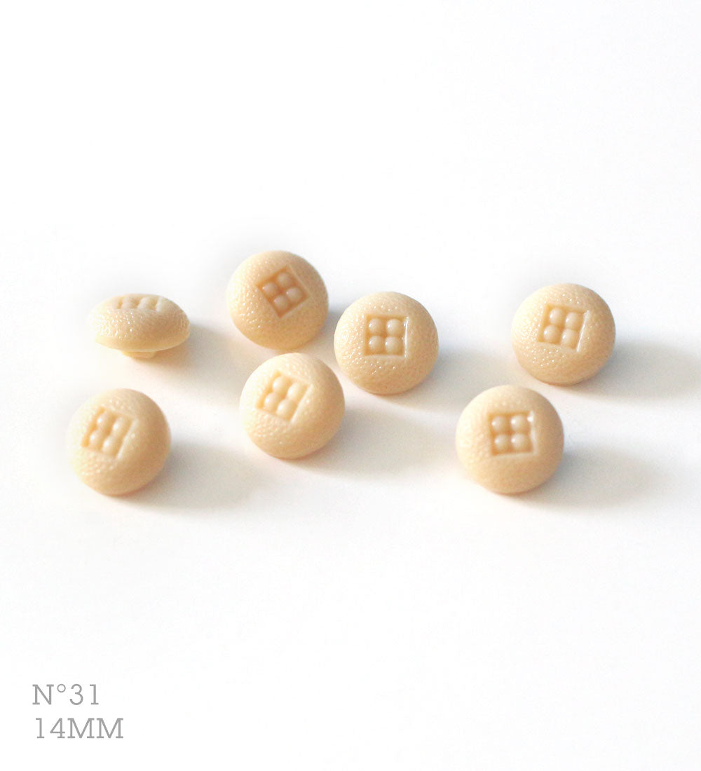 No.31 | Boutons identiques vintages en verre, ivoire 14 mm | Lot de 7