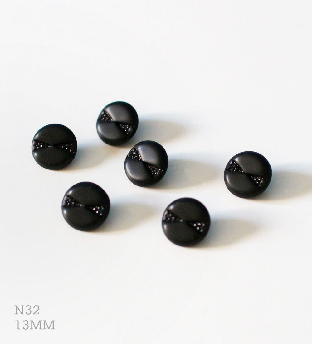 Bouton n°32, pour vêtements d'enfant