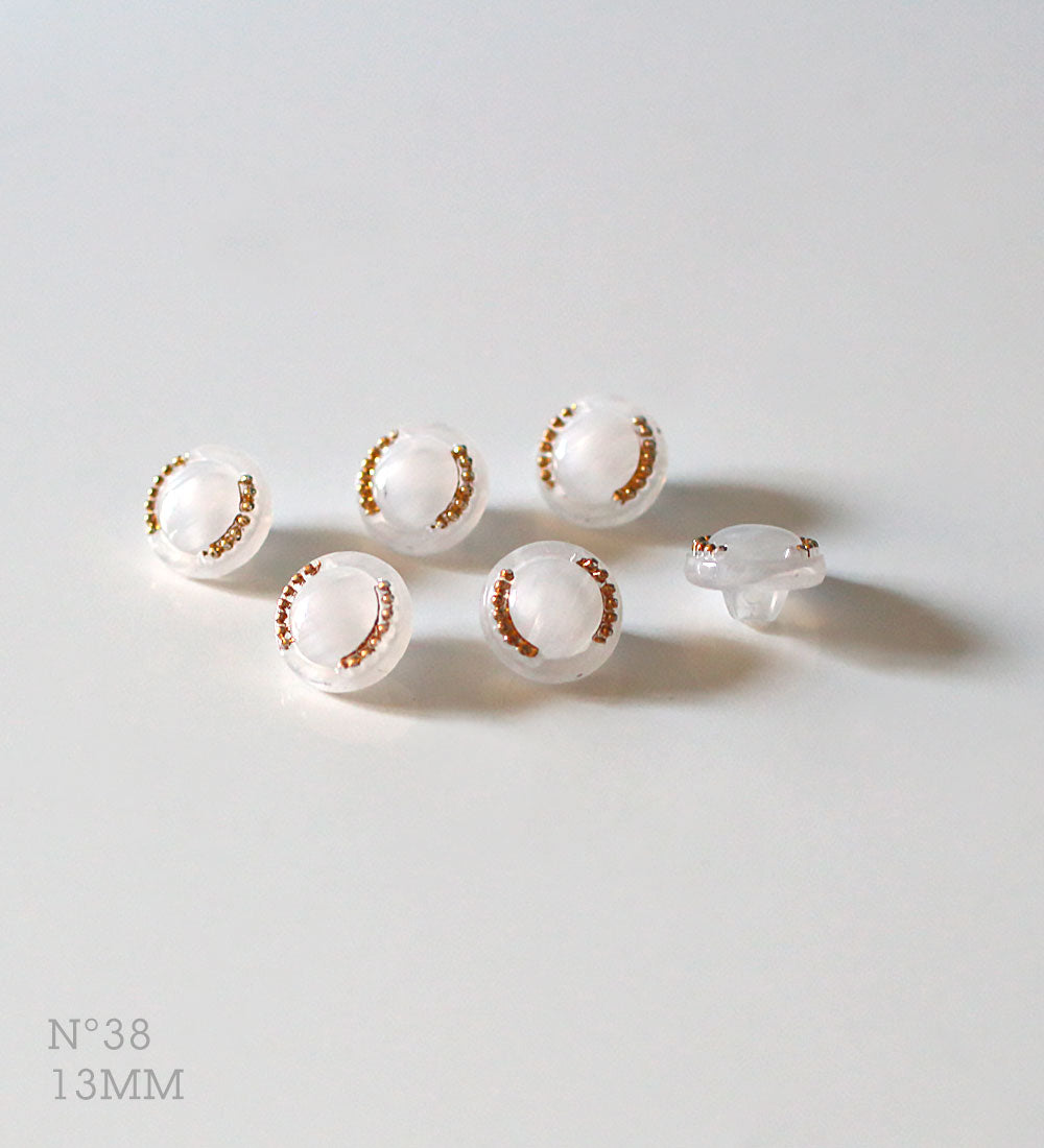 No.38 | Boutons identiques vintages en verre camaïeu blanc-transparent & doré 13 mm | Lot de 6