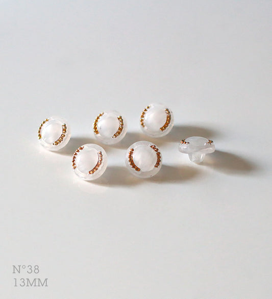 No.38 | ヴィンテージガラス同型ボタン（ホワイト〜透明グラデーション＆ゴールド） 13mm | 6個セット