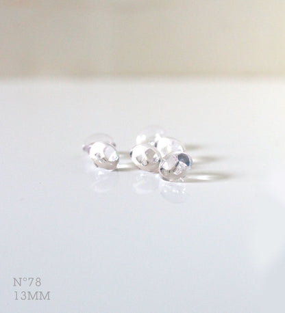 Bouton n°78, design moderne
