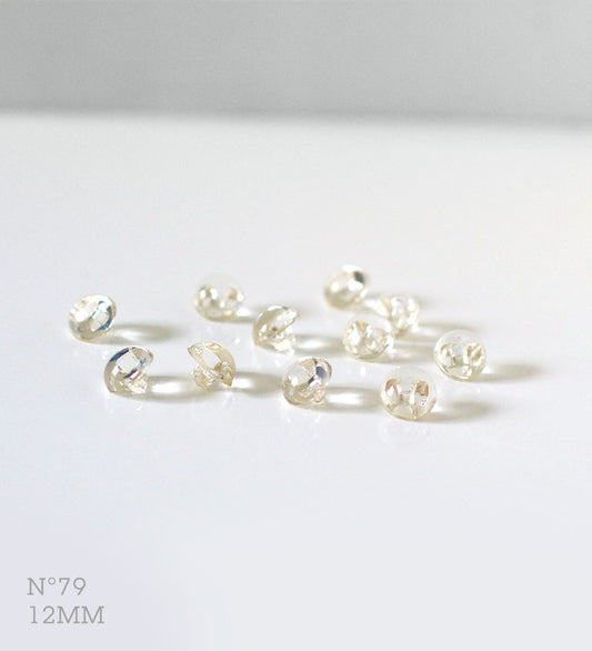 No.79 | ヴィンテージ透明プラスチック同型ボタン（極淡いイエロー） 12mm | 11個セット