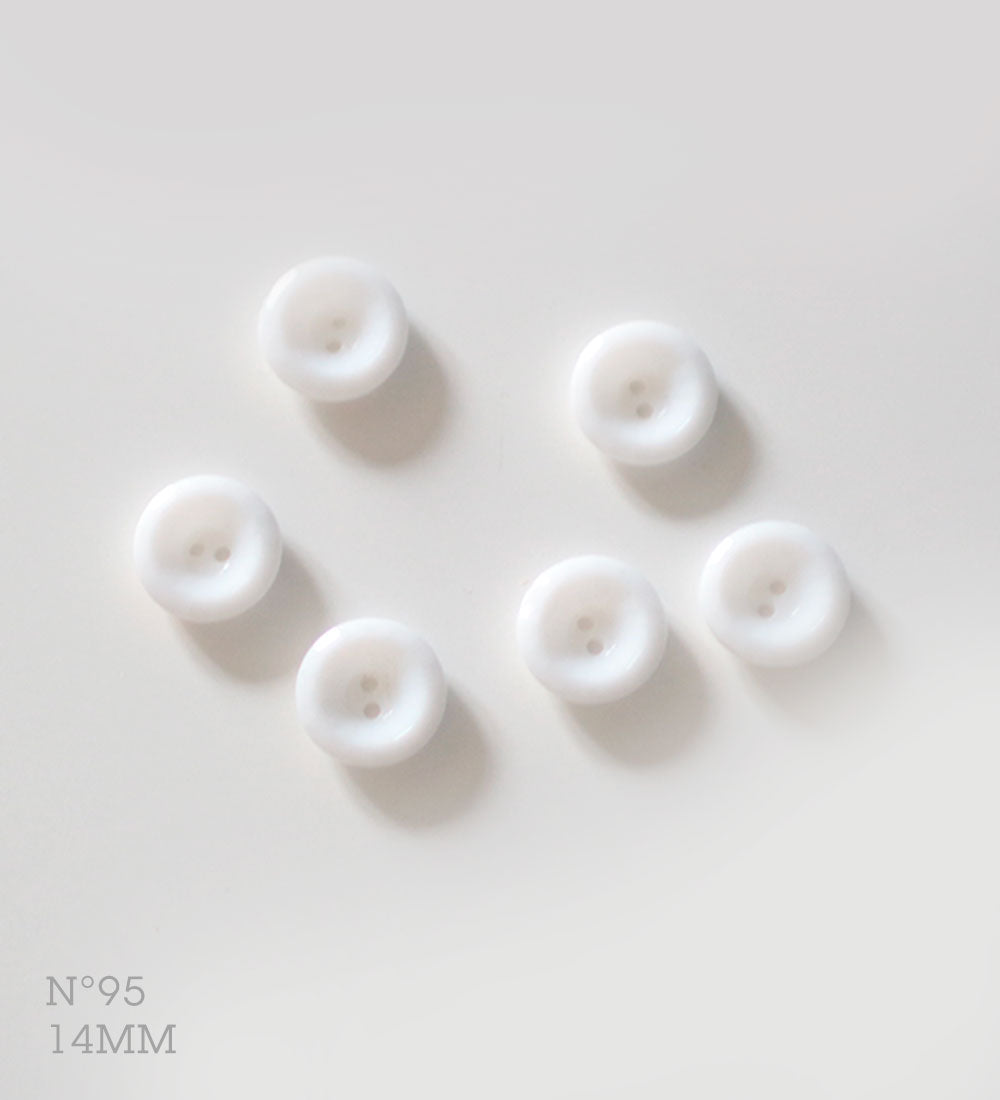 No.95 | Boutons identiques vintages en verre, blanc, 14 mm | Lot de 6 ou 7