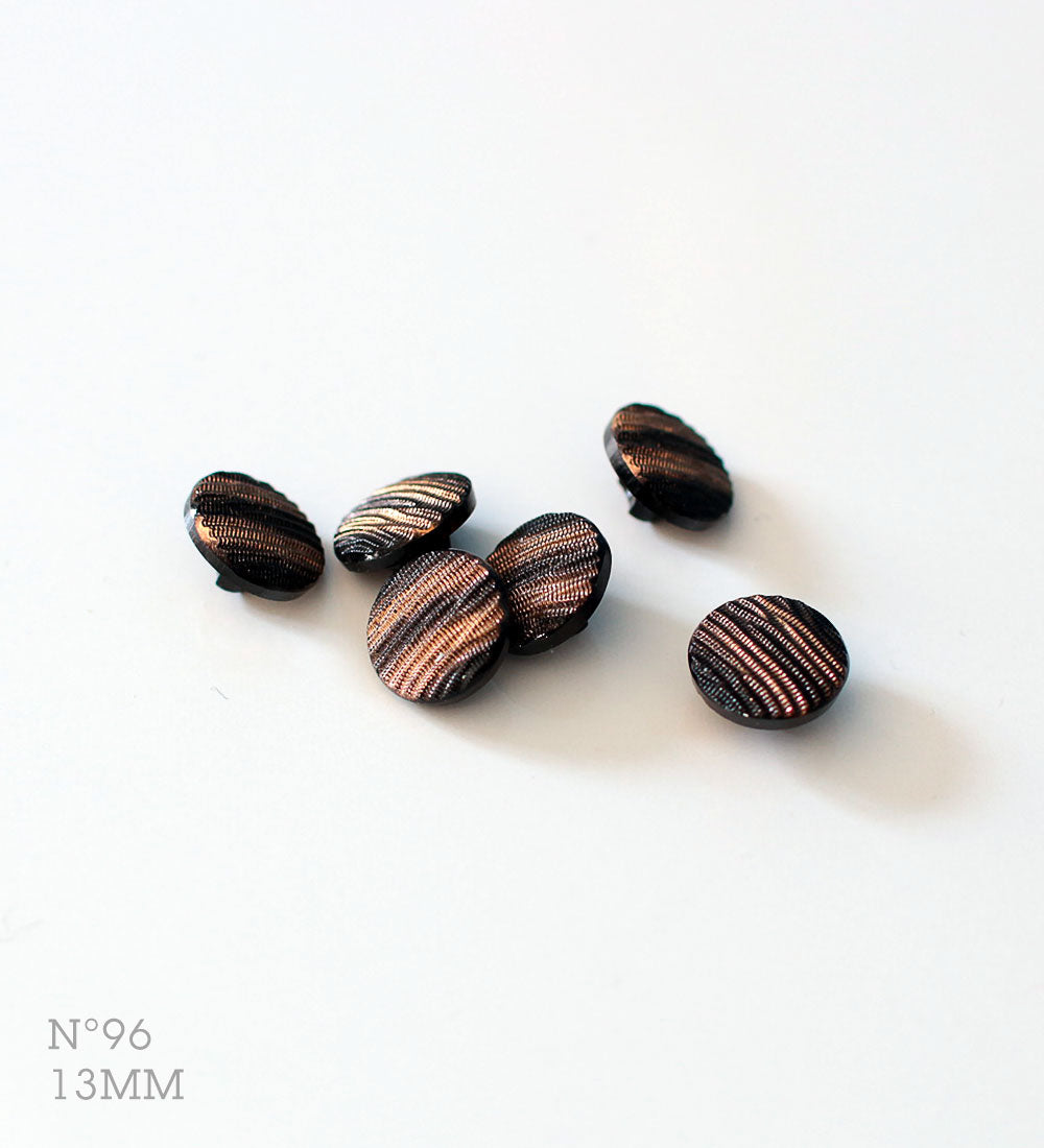 No.96 | Boutons identiques vintages en verre noir coloré en or 13 mm | Lot de 6