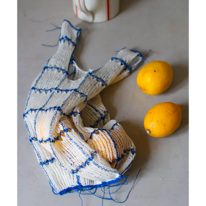 Original hand-knitted bag, handle detail