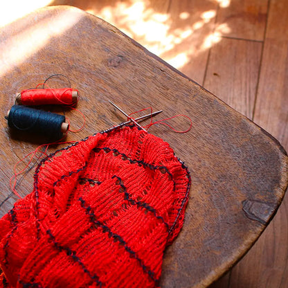 Original hand-knitted bag, close-up view