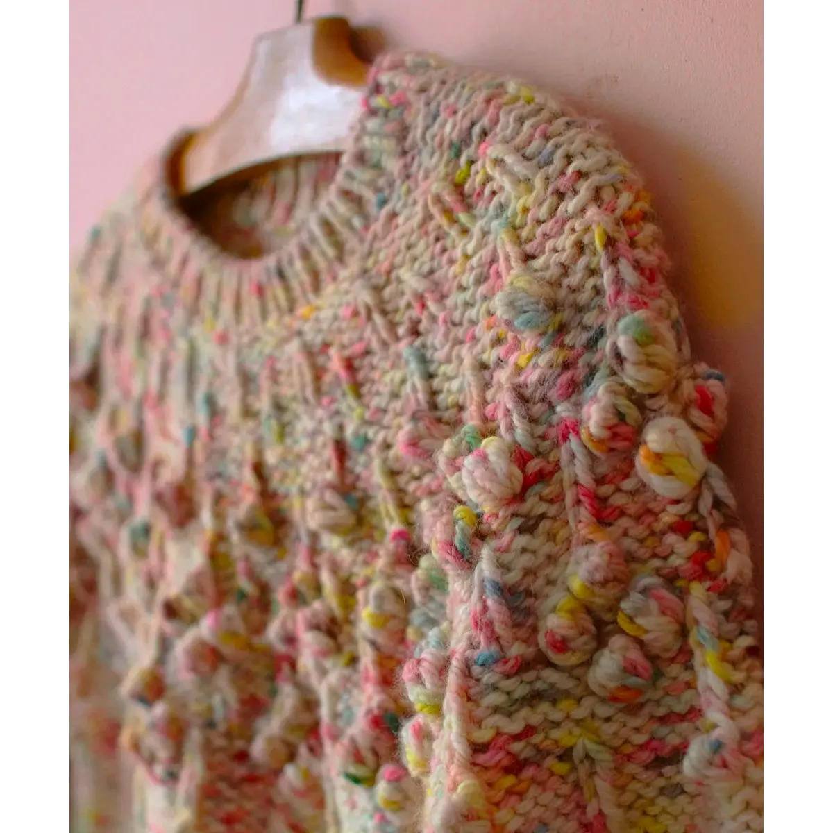 Hand-knitted sweater with Billes motif, textured knit