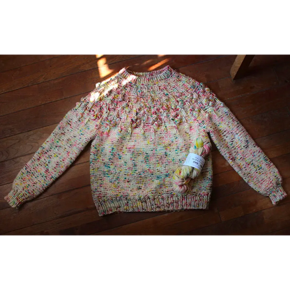 Hand-knitted sweater with Billes motif, worn
