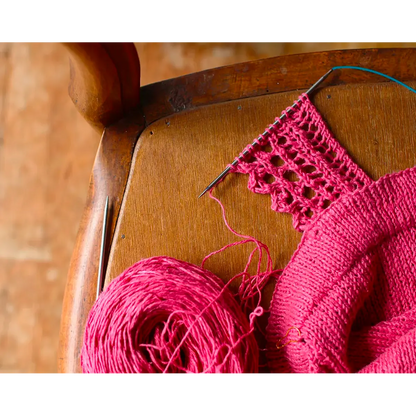 Hand-knitted Mauves sweater, openwork floral pattern