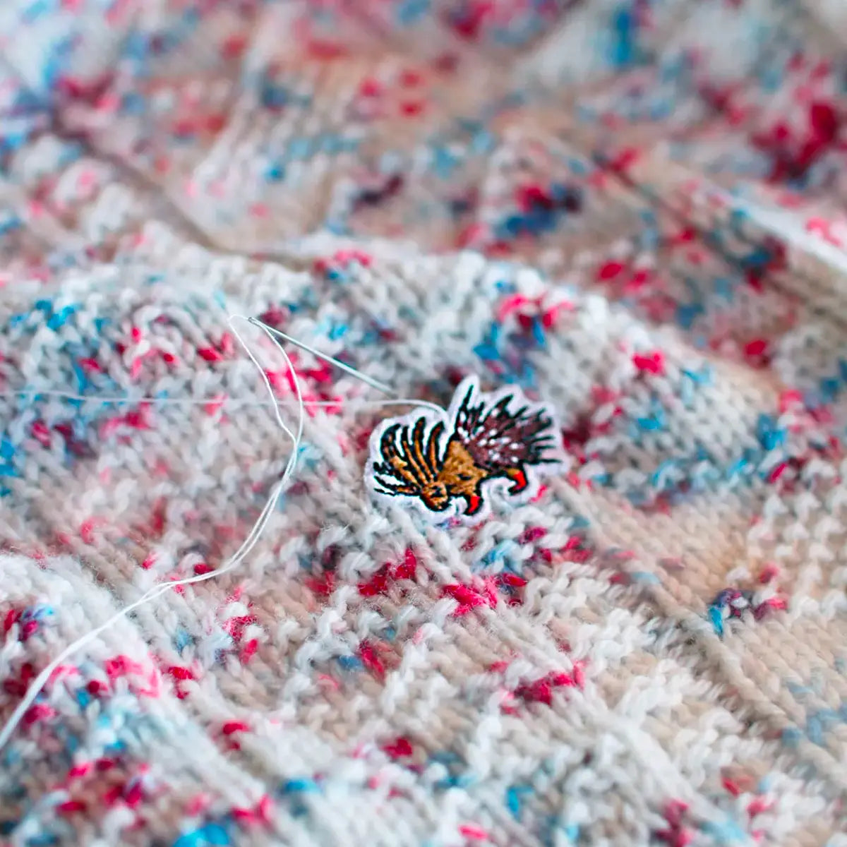 Hand-knitted Groomed Snow sweater, stitch detail