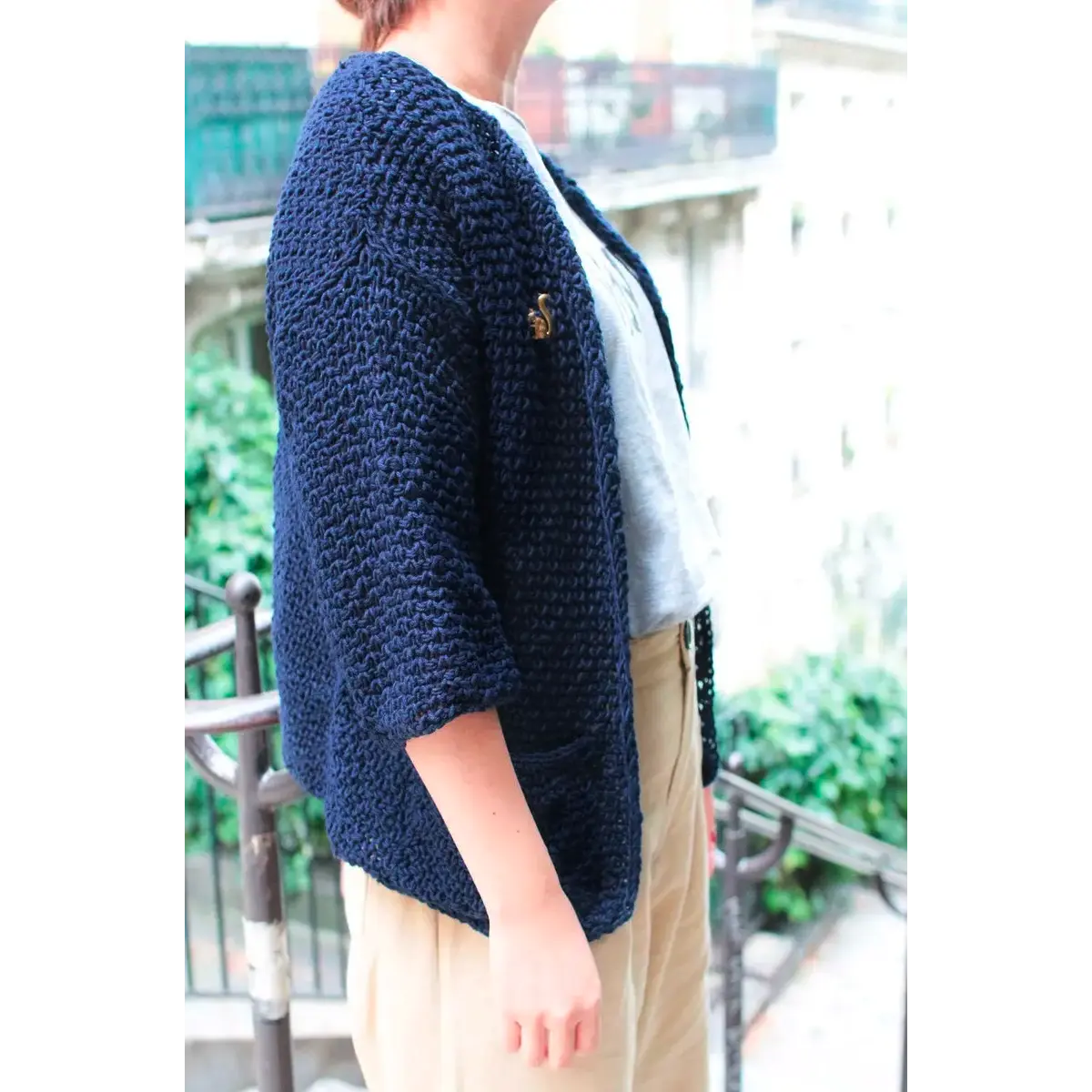 Booklet Kit No.4: Summer vest with a waffle and airy brioche stitch pattern, printed pattern + yarn + pouch