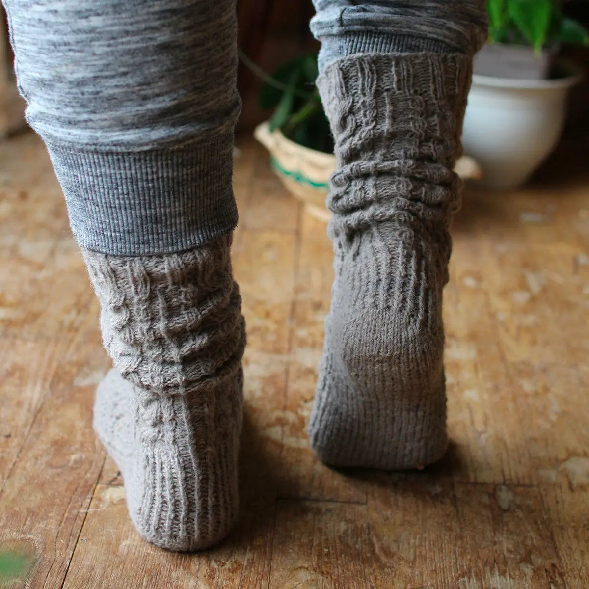 “Mirefleurs Potager” Sport-dk Recycled wool 草木手染めのリサイクルウール