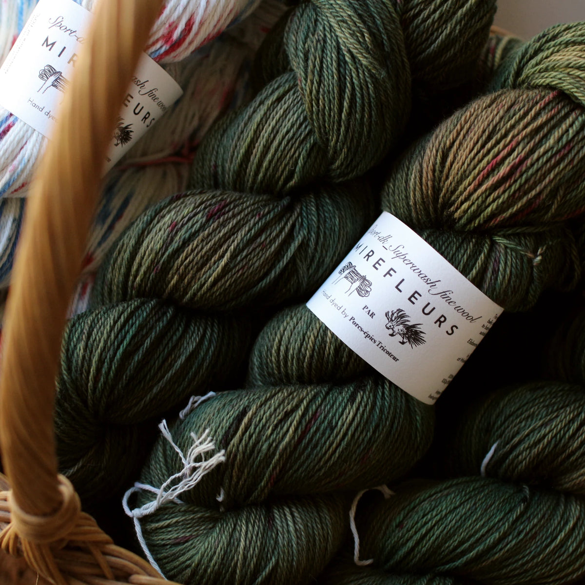 "Mirefleurs" – sport-DK – Superwash laine fine, teinte à la main