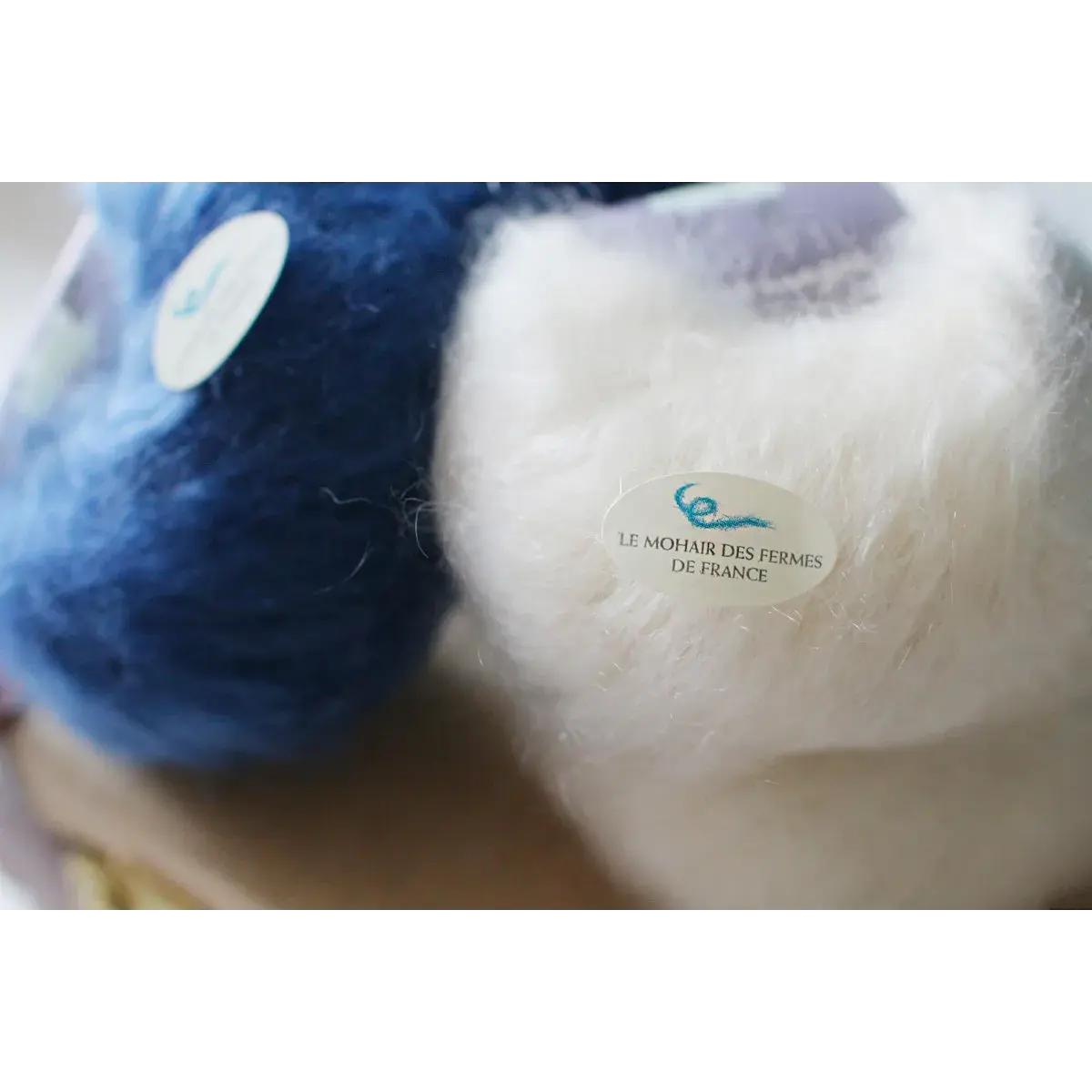 Au fil des Nuages "Pur Mohair" (French mohair from angora goat farms)