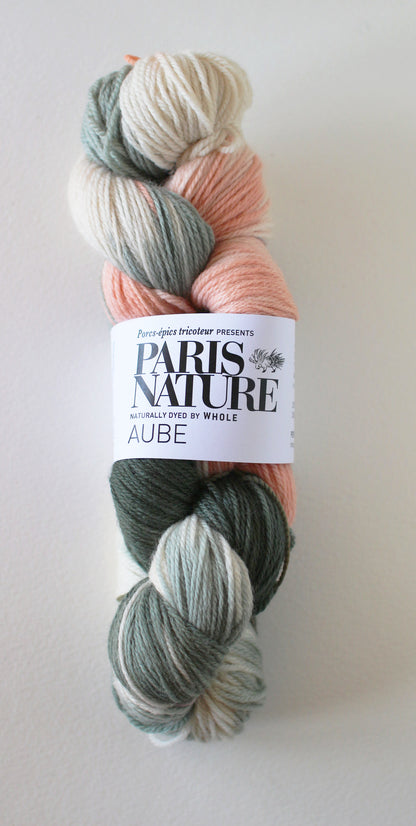 “Paris Nature (パリ・ナチュール)” Aube & Champs (細手のメリノウール) – パリの草木手染め糸
