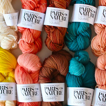 "Paris Nature" - Square (thick wool) in Superwashable vegetable dye