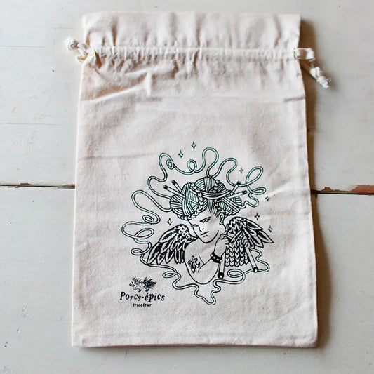 Mini knitting pouch illustrated by Twotom