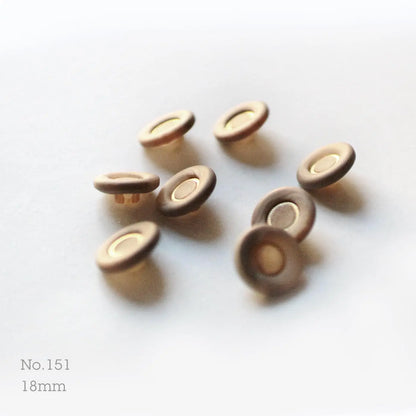 Bouton n°151, aspect mat