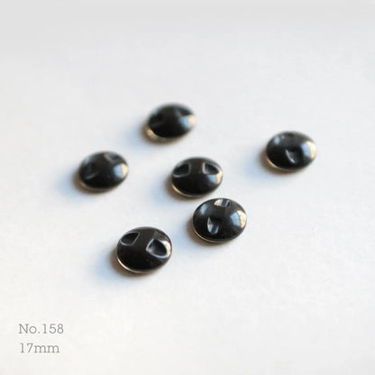 Button No.158, earthy color