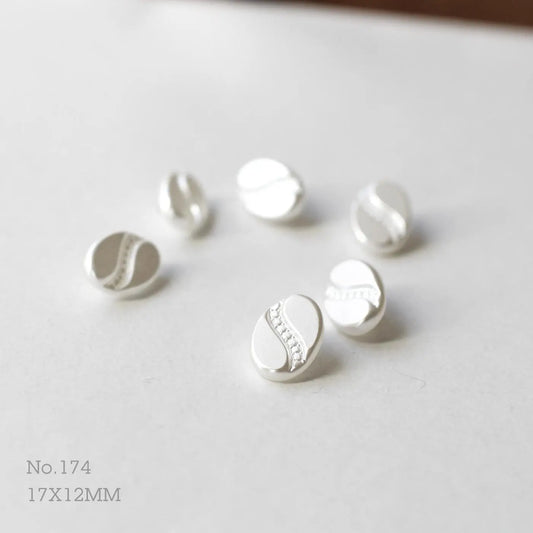 No.174_ ヴィンテージホワイト＆透明ガラス同型ボタン 17x12mm | 6個セット