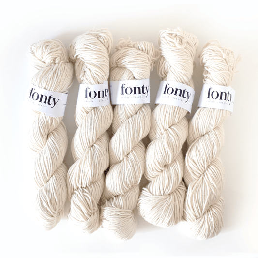 Fonty Scarlett Wool Skein, Pure Merino